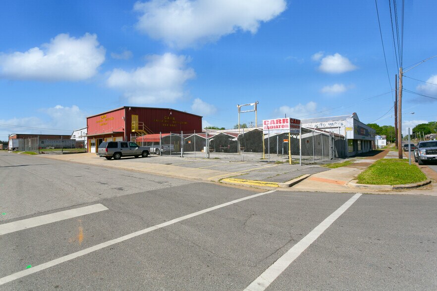 More Photos Of 101 Moulton St W, Decatur Flex For Sale