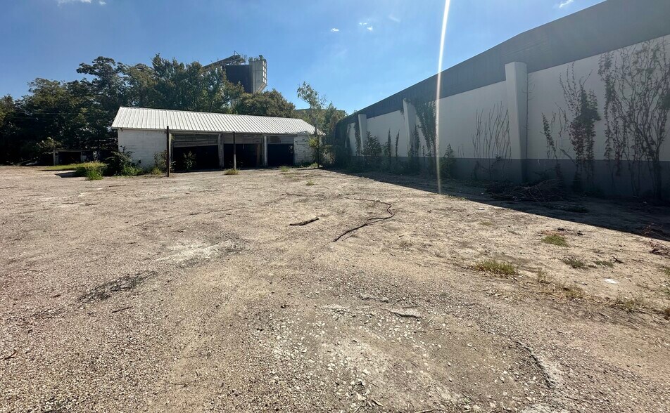 More Photos Of 817 Airport Blvd, Austin Restaurant For Sale