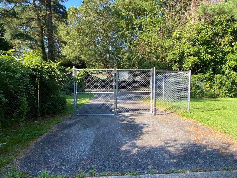 More Photos Of 1020 George Washington Hwy N, Chesapeake Daycare Center For Lease