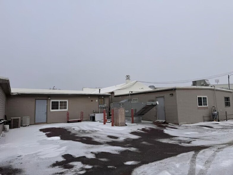 More Photos Of 600 E Bridge St, Redwood Falls Restaurant For Sale