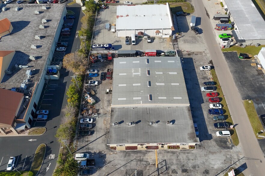 More Photos Of 4107 Clark Rd, Sarasota Warehouse For Sale
