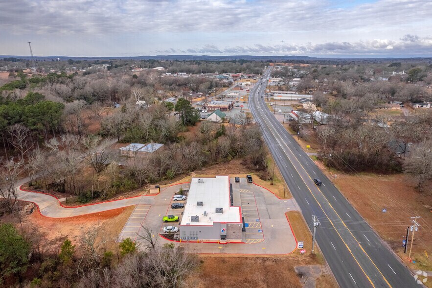 More Photos Of 522 B State Hwy 31 East, Chandler Freestanding For Lease