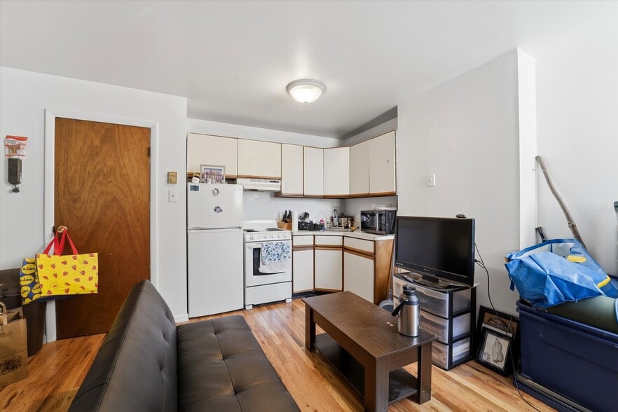 More Photos Of , Philadelphia Multifamily For Sale