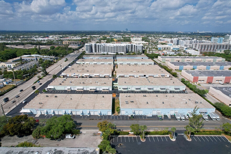 More Photos Of 1200-1340 Stirling Rd, Dania Beach Unknown For Lease