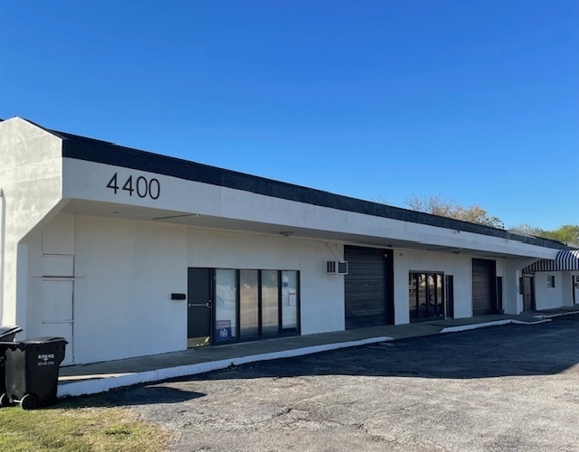 Primary Photo Of 4400 Moulton St, Greenville General Retail For Sale
