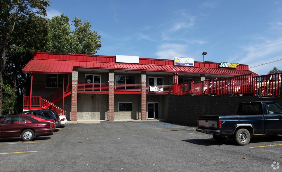 More Photos Of 719 Fairmont Ave, Fairmont Unknown For Lease