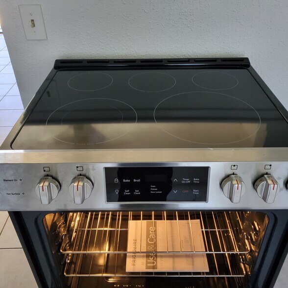 More Photos Of 810-820 Lampasas Ave, Sacramento Apartments For Sale