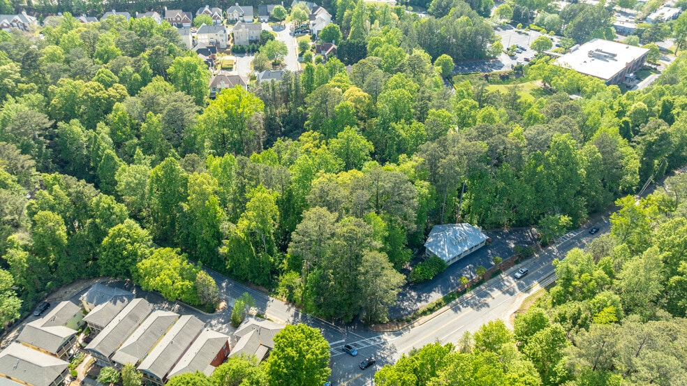 More Photos Of 783 Holcomb Bridge Rd, Norcross Office For Sale