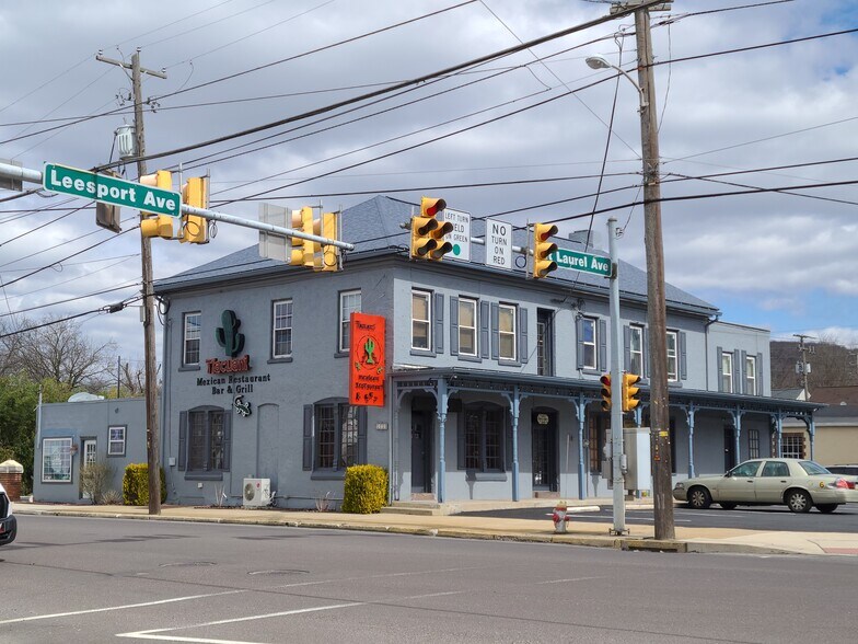 More Photos Of 5005 Kutztown Rd, Temple Storefront Retail Residential For Sale