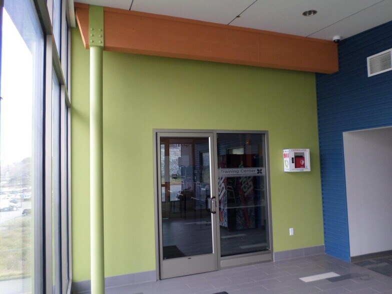 More Photos Of 1401 N Keyser Ave, Scranton Office For Sale