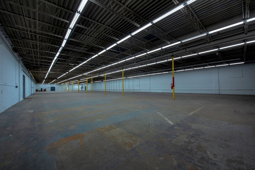 More Photos Of 1700 Overhead Bridge Rd NE, Cleveland Warehouse For Sale