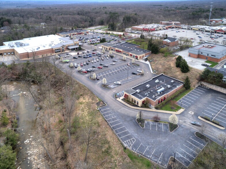 More Photos Of 8263-8383 Chippewa Rd, Brecksville Unknown For Lease
