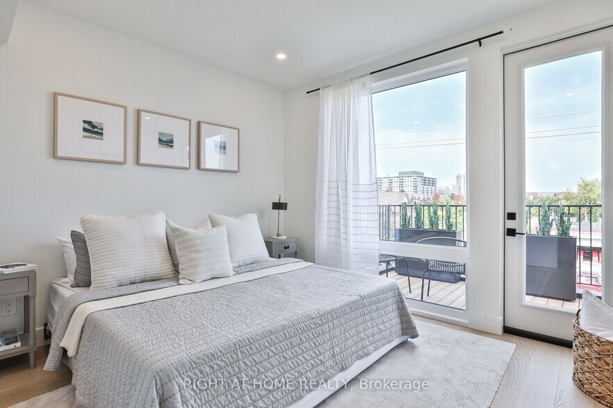 More Photos Of 2343 Gerrard St E, Toronto Apartments For Sale