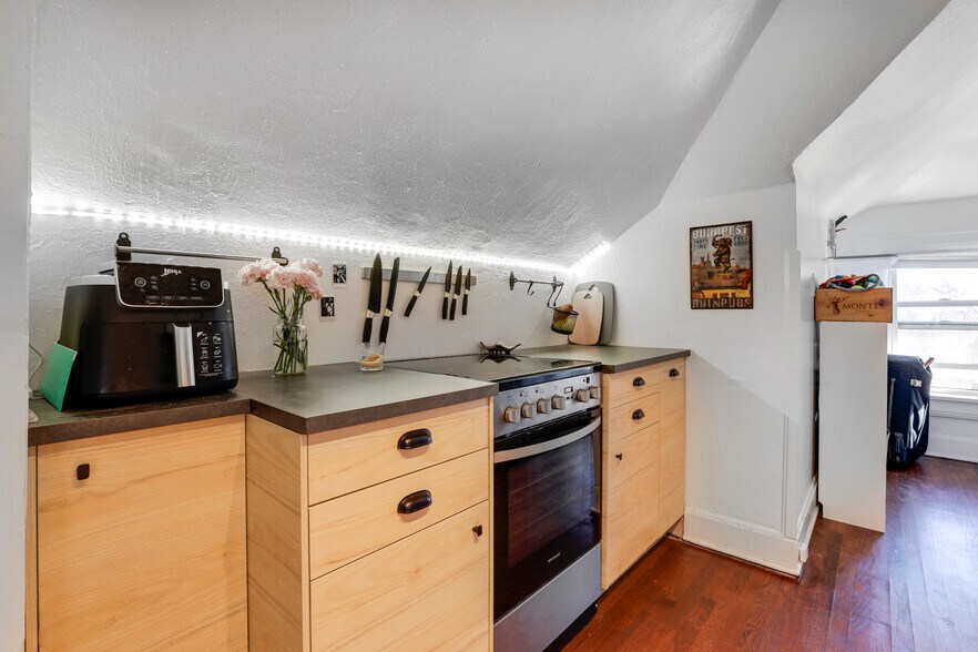 More Photos Of 1568 Vine St, Denver Apartments For Sale