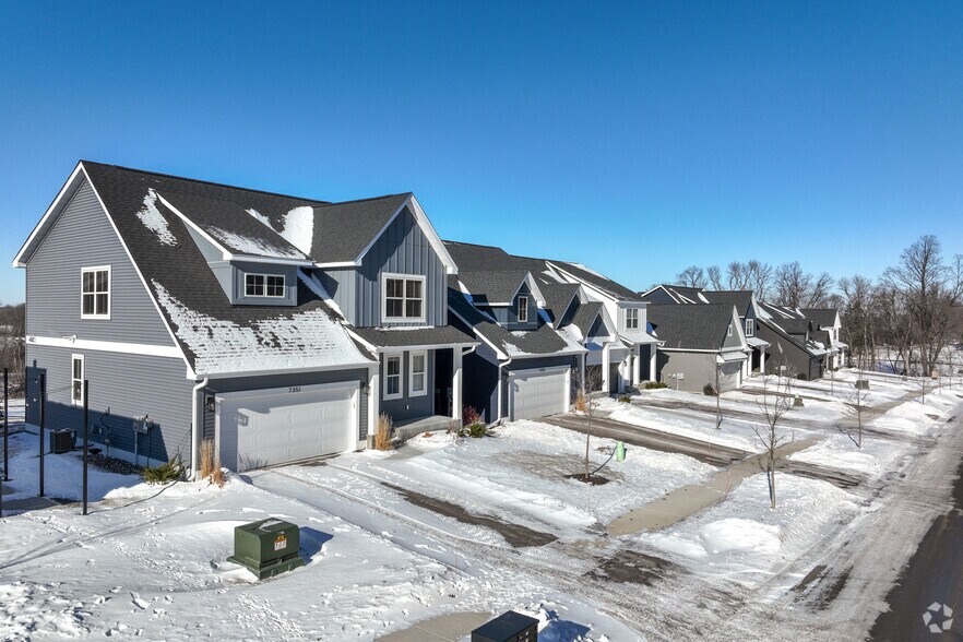 More Photos Of 7343 Walnut Grove Ln N, Maple Grove Apartments For Sale