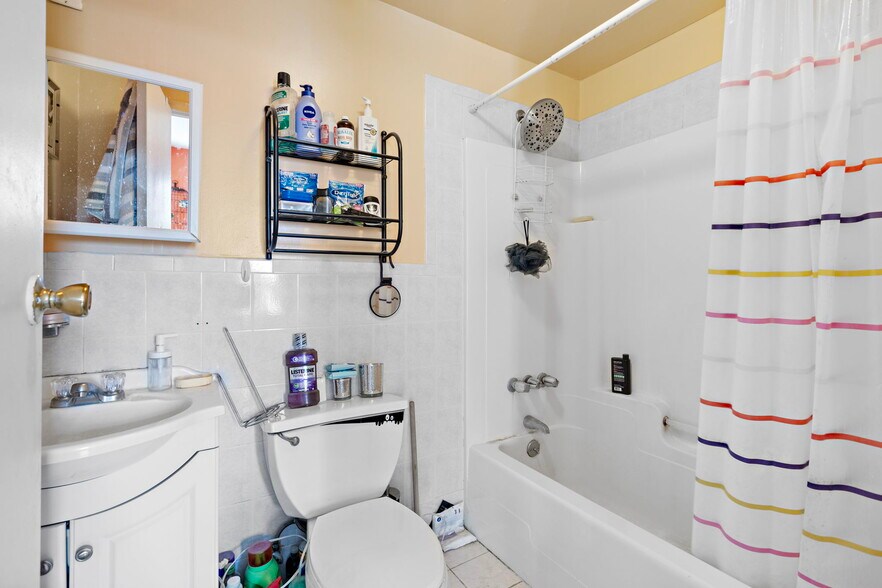 More Photos Of 201 16th St, Union City Storefront Retail Residential For Sale