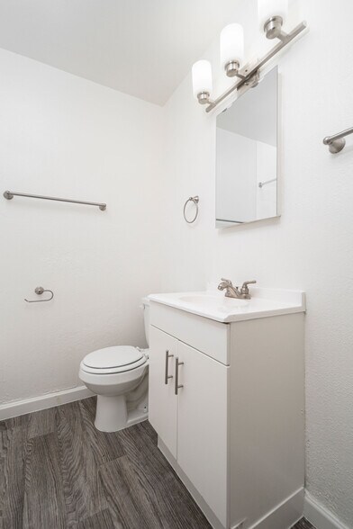 More Photos Of 4811-4815 N 15th Ave, Phoenix Apartments For Sale