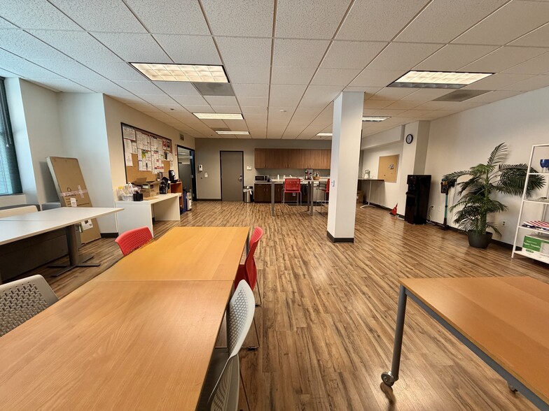 More Photos Of 1370 India St, San Diego Loft Creative Space For Lease