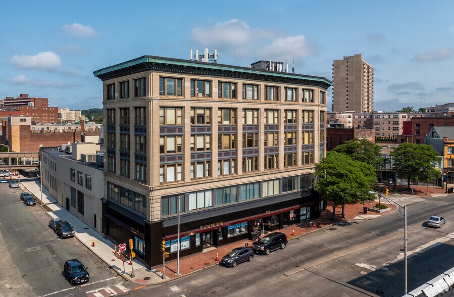 More Photos Of 6 Pleasant St, Malden Office For Sale