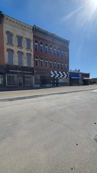 More Photos Of 112-114 Lake St, Elmira Storefront Retail Residential For Lease