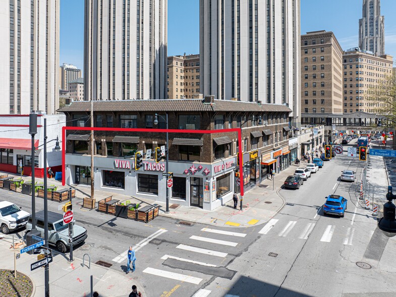 Primary Photo Of 3901 Forbes Ave, Pittsburgh Restaurant For Lease