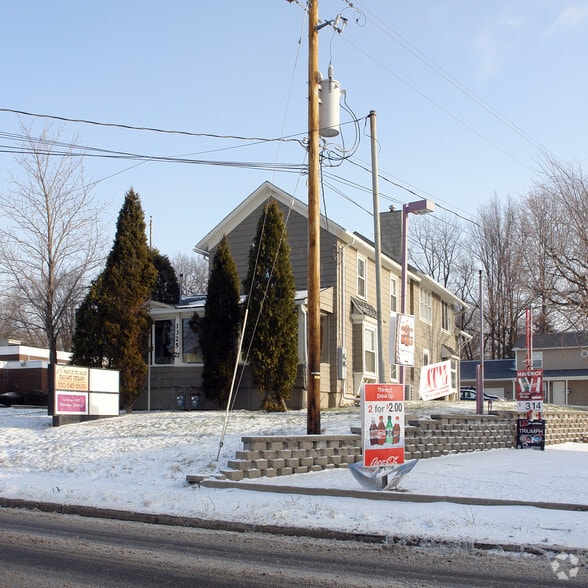 More Photos Of 1321-1327 S Water St, Kent Multifamily For Sale