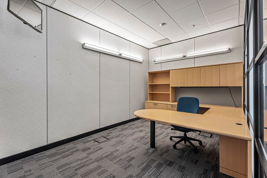More Photos Of 8924 E 35th St, Wichita Office For Sale
