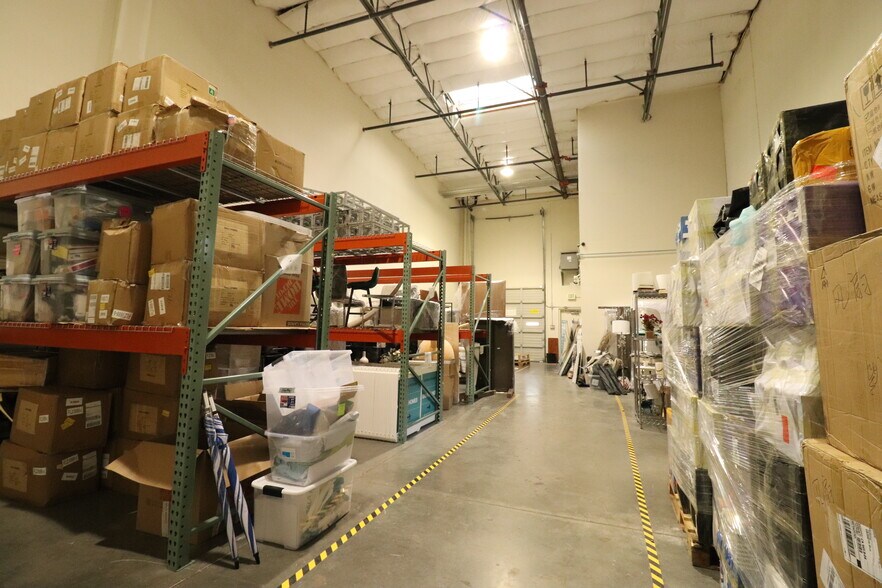 More Photos Of 2188 Ringwood Ave, San Jose Light Distribution For Lease