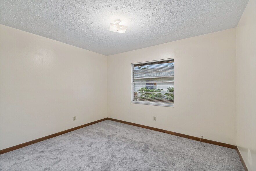 More Photos Of 6406 S Adelia Ave, Tampa Multifamily For Sale