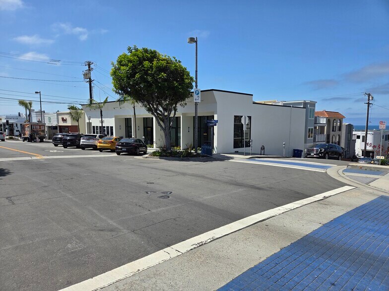 More Photos Of 1141-1151 Manhattan Ave, Manhattan Beach Storefront For Lease