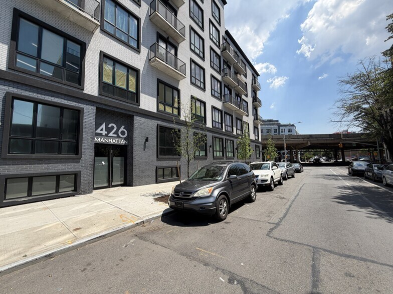 More Photos Of 411 Meeker Ave, Brooklyn Apartments For Lease