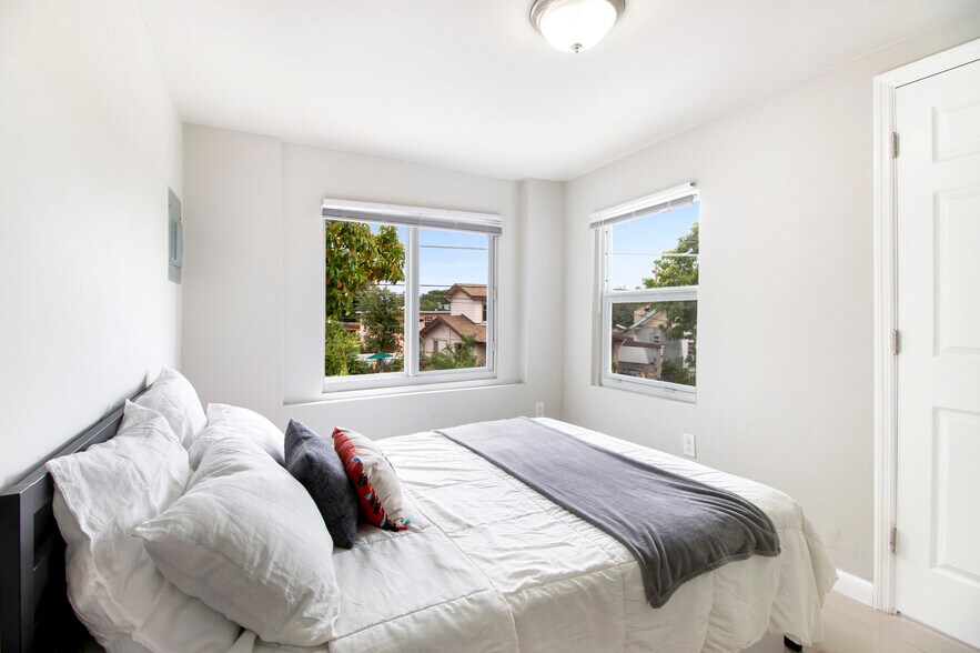 More Photos Of 268 NW 34th St, Miami Apartments For Sale