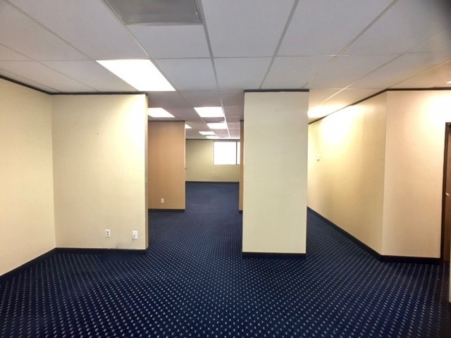 More Photos Of 2200 E 104th Ave, Thornton Office For Lease