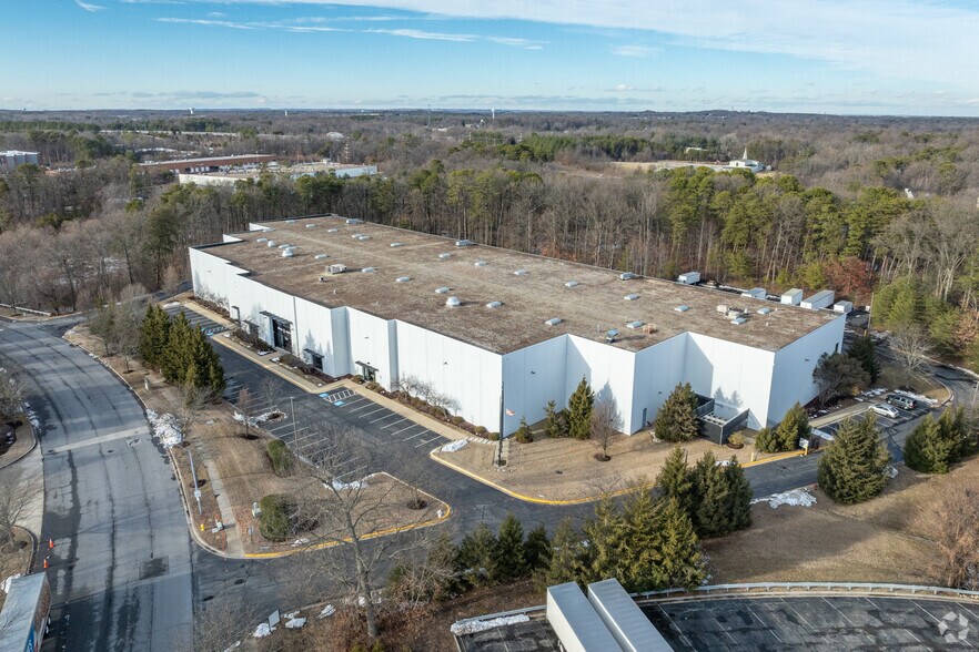 More Photos Of 1710 Crossroads Dr, Odenton Warehouse For Sale