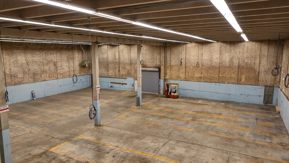 More Photos Of 675 Elkton Dr, Colorado Springs Distribution For Lease