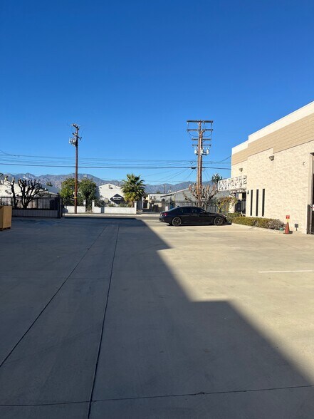 More Photos Of 10932-10938 Schmidt Rd, El Monte Warehouse For Lease
