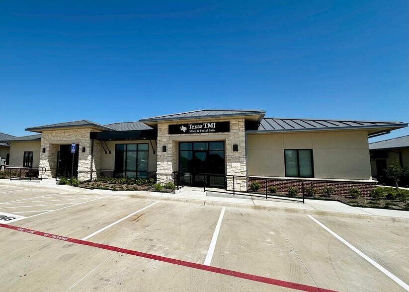 More Photos Of 3116 Capital Way, Fort Worth Medical For Lease