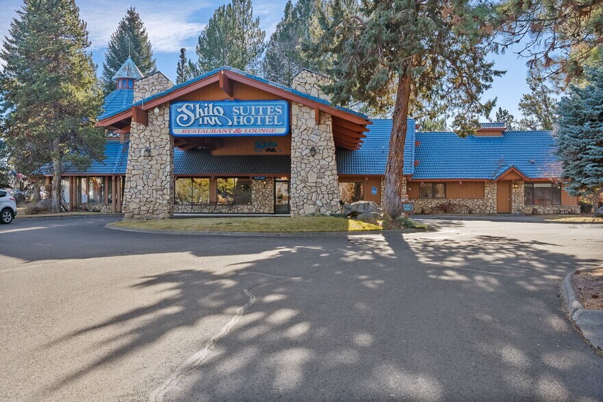 More Photos Of 3105 NE O. B. Riley Rd, Bend Hotel For Sale