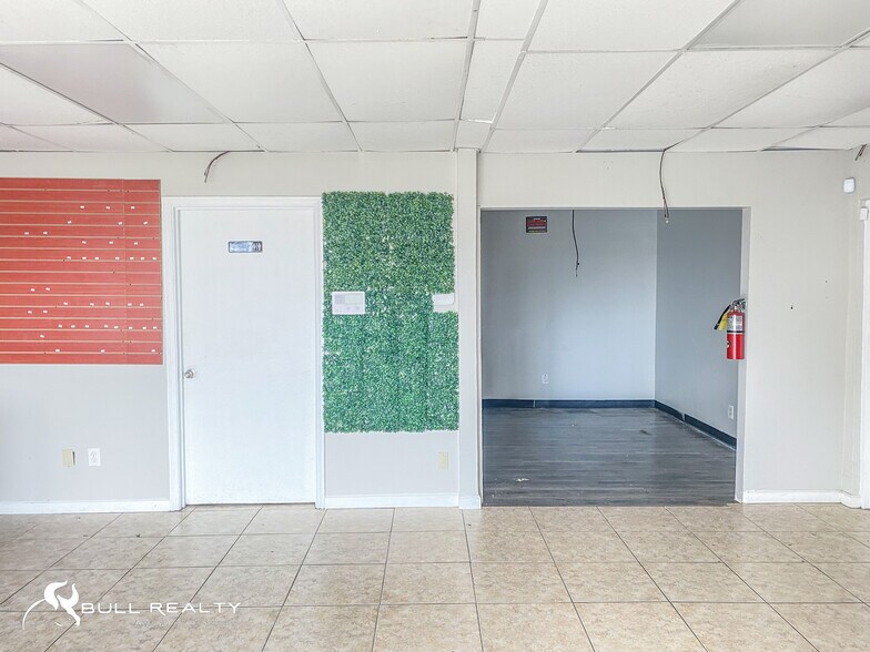 More Photos Of 5891 New Peachtree Rd, Doraville Warehouse For Lease