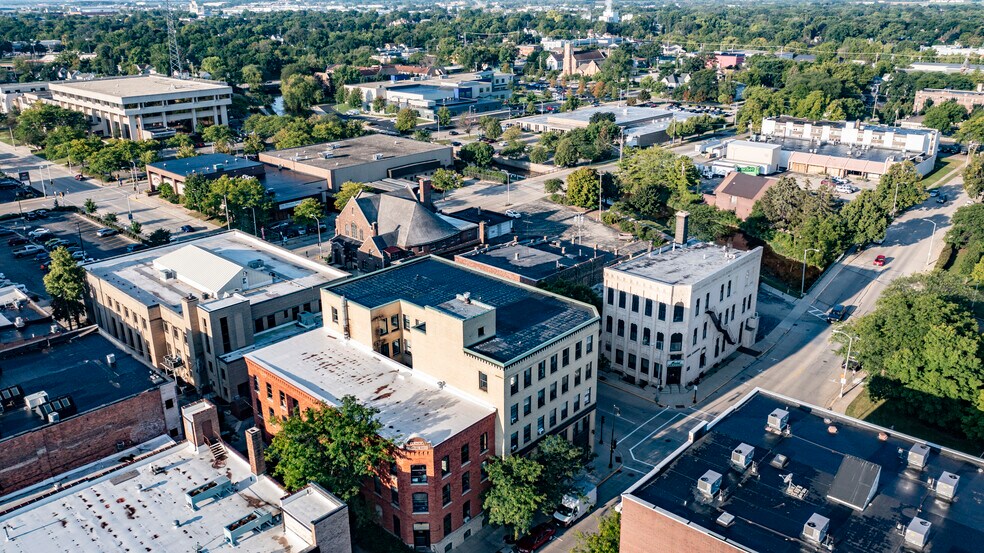 More Photos Of 20 Forest Ave, Fond Du Lac Apartments For Sale