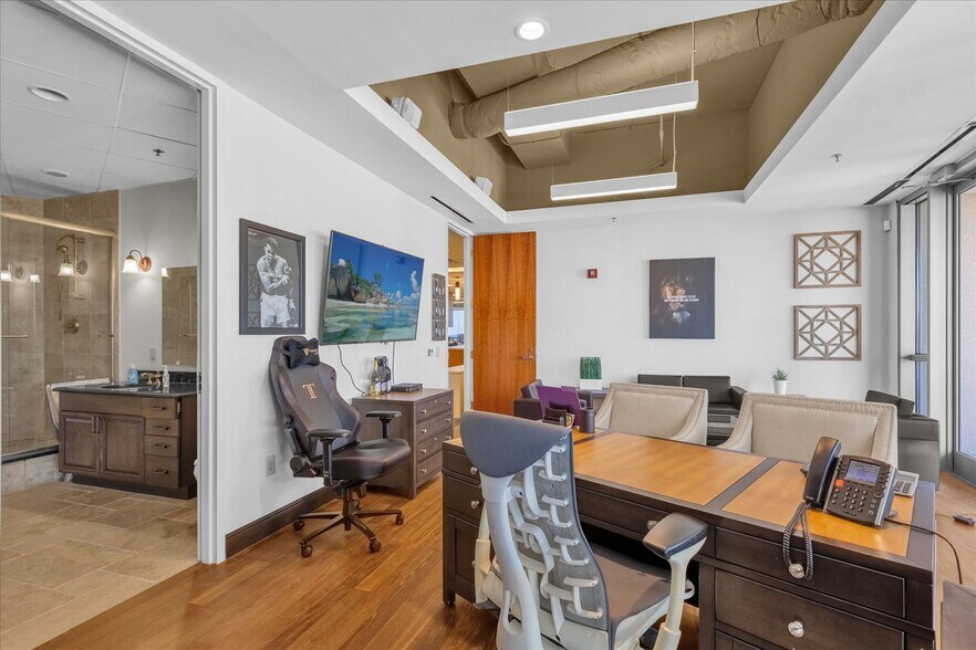 More Photos Of 121-189 S Orange Ave, Orlando Office Residential For Sale