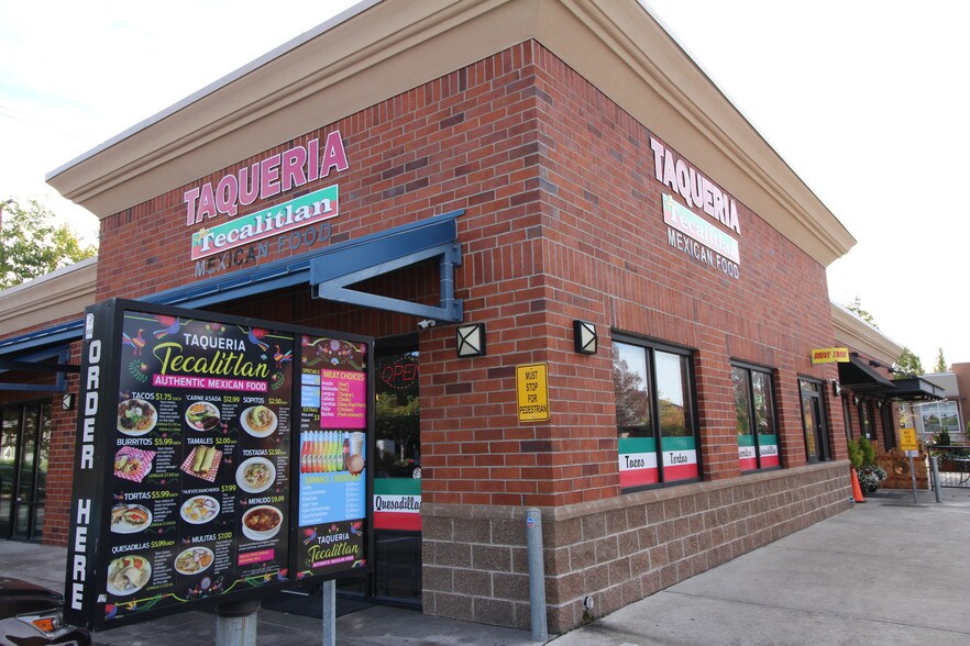 More Photos Of 1255-1263 Barkley Blvd, Bellingham General Retail For Lease