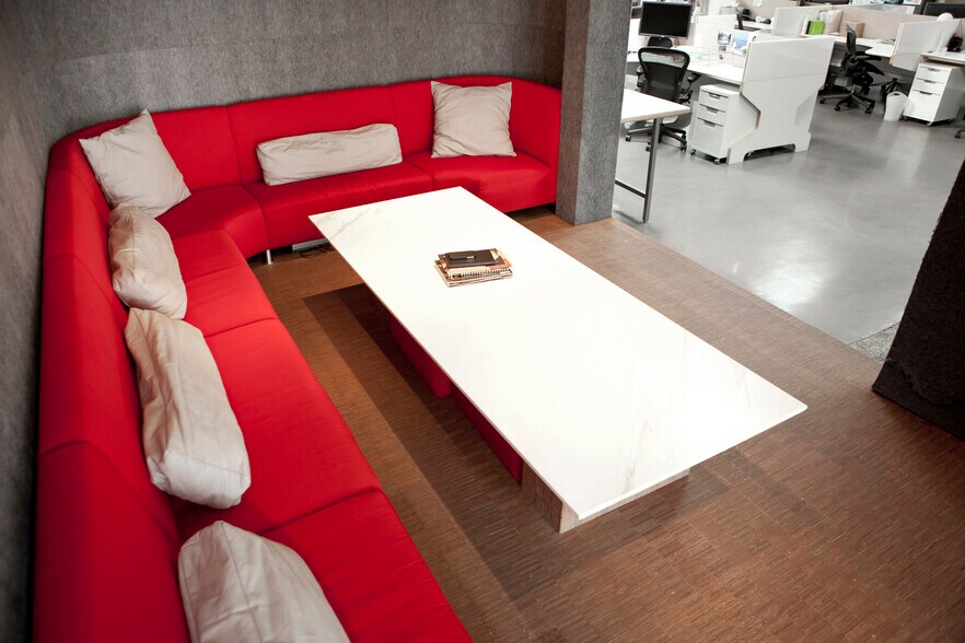 More Photos Of 3459 Motor Ave, Los Angeles Loft Creative Space For Lease