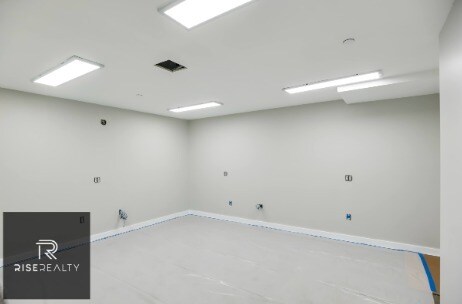 More Photos Of 1539 Covert St, Ridgewood Warehouse For Lease