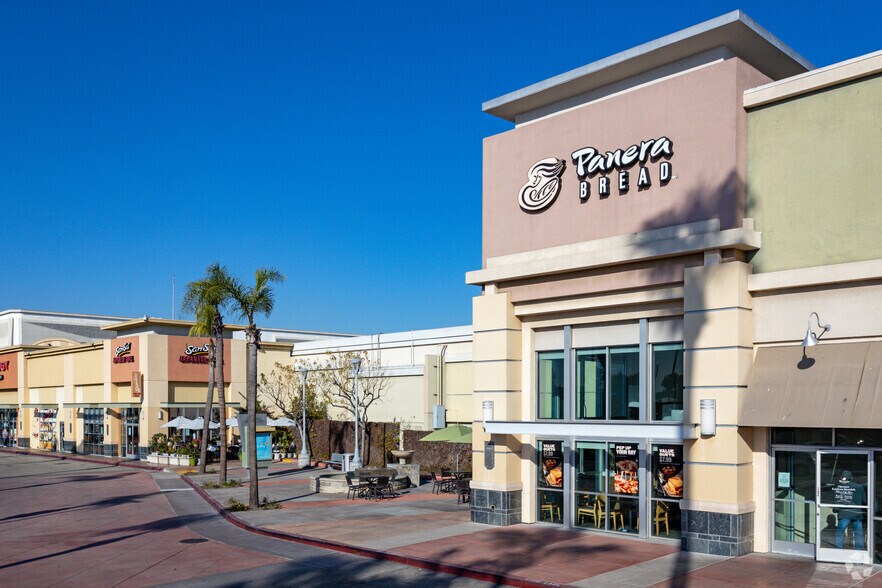 More Photos Of 20700 Avalon Blvd, Carson Unknown For Lease