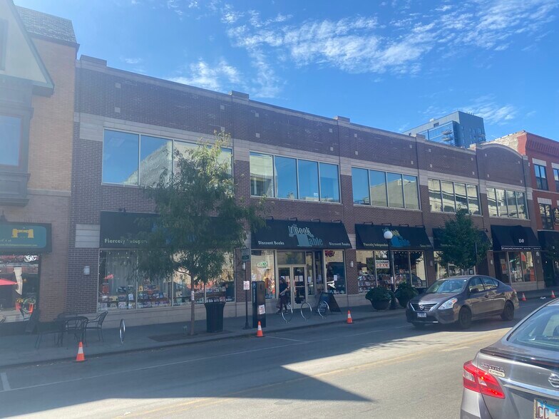 Primary Photo Of 1035-1047 W Lake St, Oak Park, Oak Park Office For Lease