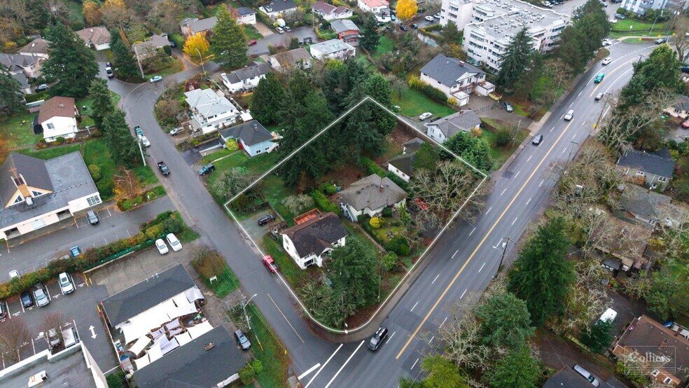 More Photos Of 3925 Quadra St, Victoria Land For Sale