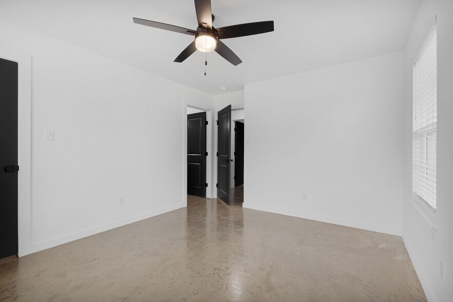 More Photos Of 5600 Spradling Ave, Fort Smith Multifamily For Sale