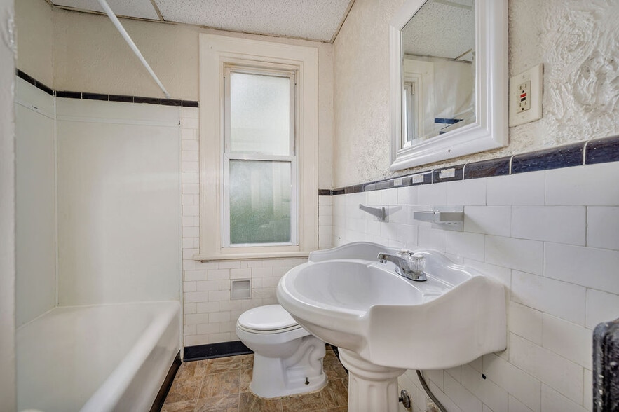 More Photos Of 1226-1230 Rutledge Ave, Cincinnati Apartments For Sale