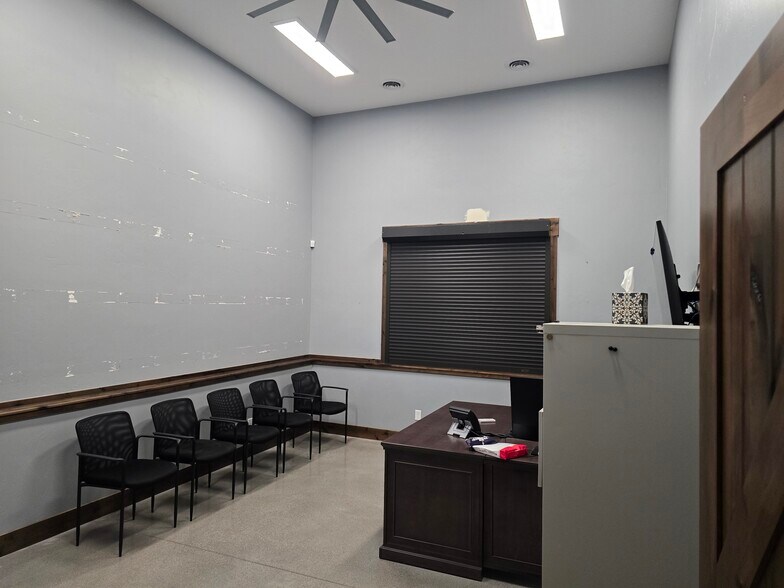 More Photos Of 870 N 2nd E, Rexburg General Retail For Lease